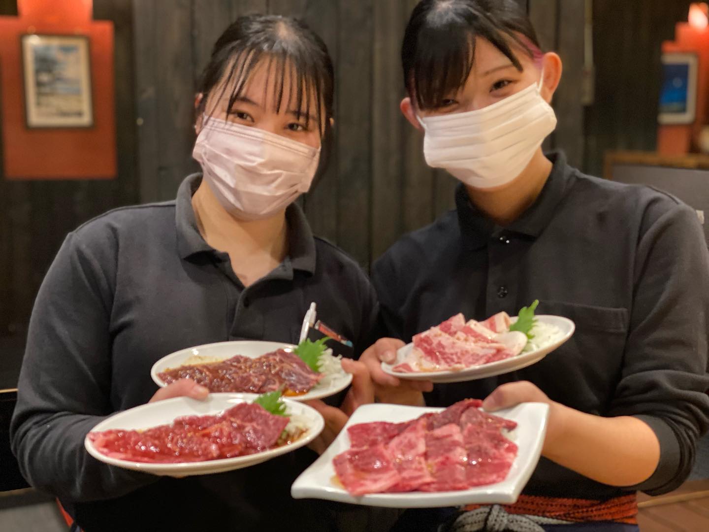 いつも当店をご利用いただきありがとうございます🥰

埼玉県蔓延防止等重点措置に伴い
3月7日〜3月21日まで
営業時間を17時〜21時(LO20時00分)に変更させていただきます

お客様にはご不便をおかけいたしますが
何卒ご理解ご協力をお願い致します‍♂️

感染防止対策をしっかりと行い
皆様のご来店お待ちしております‍♂️

#焼肉ホルモン酒場にくざんまい
#グルメ
#ネギ塩牛タン
#レバ刺し
#石焼きビビンバ
#カルビ